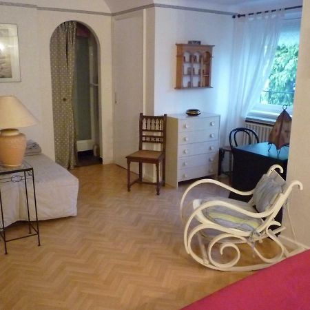 Au Vieux Cedre Bed and Breakfast Mouvaux Exteriör bild