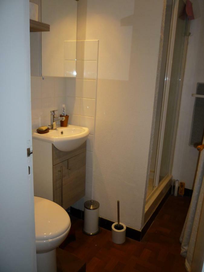 Au Vieux Cedre Bed and Breakfast Mouvaux Exteriör bild