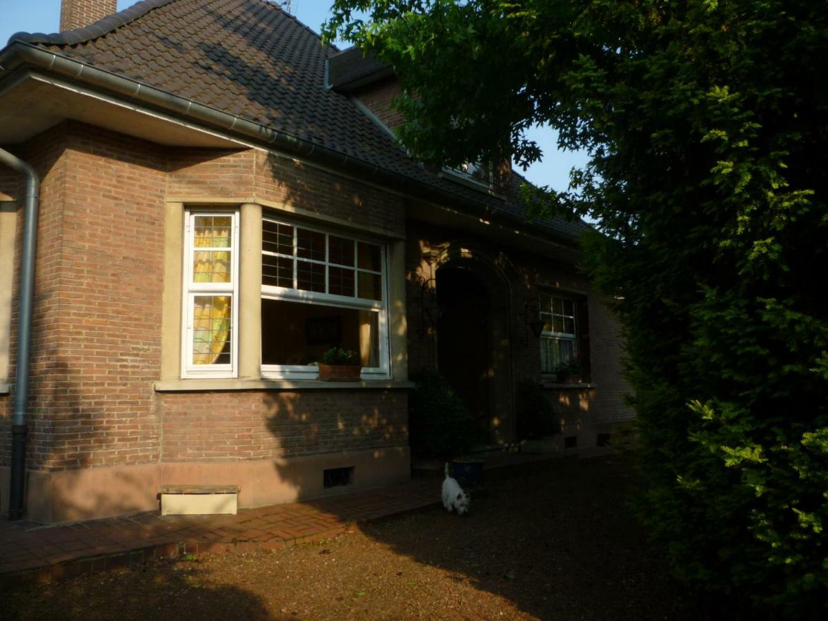Au Vieux Cedre Bed and Breakfast Mouvaux Exteriör bild